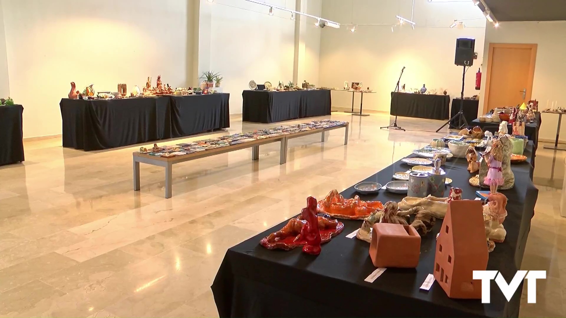 23 - Exposición Cerámica